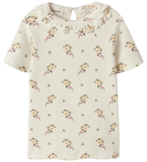 Lil" Atelier T skjorte   Bomull/Lyocell   NmfGayo   Coconut Melk   Lil Atelier   7 8 år 122 128   T skjorte   Hvit