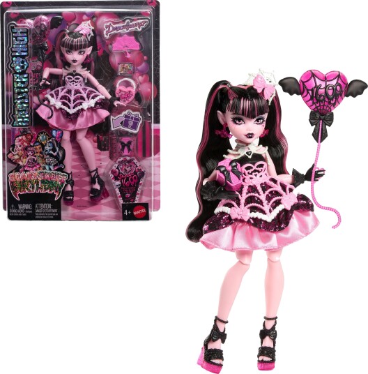 Monster High Scary Sweet Birthday Draculaura Doll Monster High Scary Sweet Birthday Draculaura Doll
