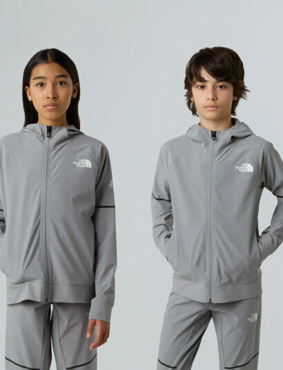 The North Face Teen Mountain Athletics Woven Jacket Grey 120-129 The North Face Teen Mountain Athletics Woven Jacket Grey 120-129