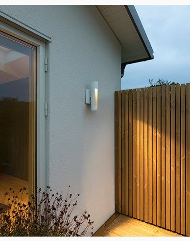 Konstsmide Udine vegglampe 12W LED hvit Konstsmide Udine vegglampe 12W LED hvit