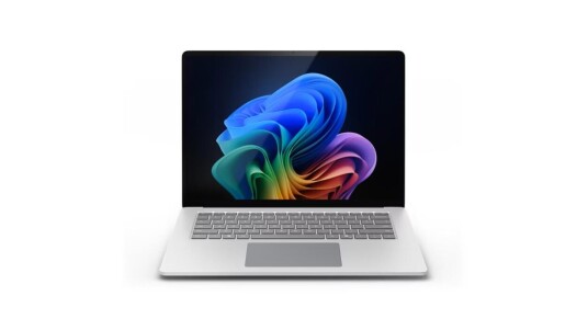 Microsoft Surface Laptop 5G 13" CU7/32GB/1TB DE Platinum W11P Microsoft Surface Laptop 5G 13" CU7/32GB/1TB DE Platinum W11P
