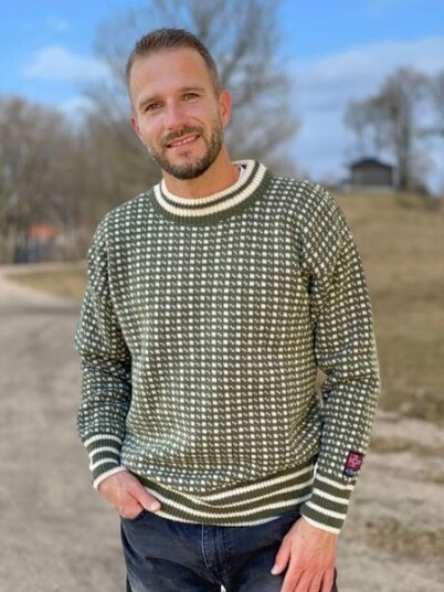 Nordlys Nordlys klassisk Islender unisex ullgenser rund hals mørk grønn Nordlys Nordlys klassisk Islender unisex ullgenser rund hals mørk grønn