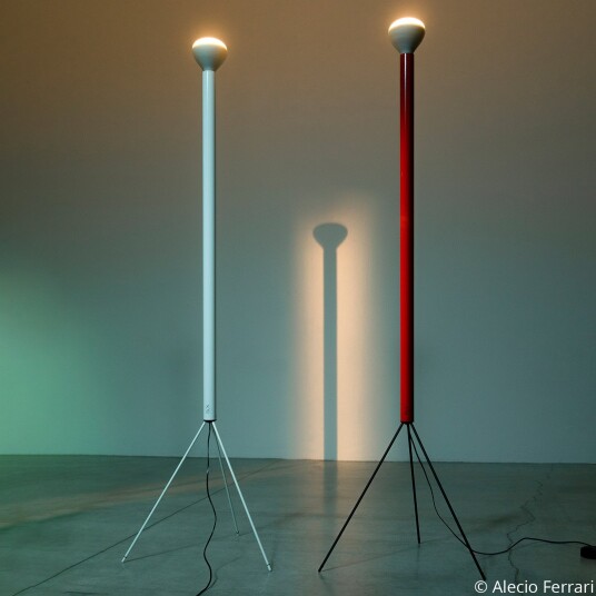 FLOS Luminator Gulvlampe Red   Stue 189 Rød