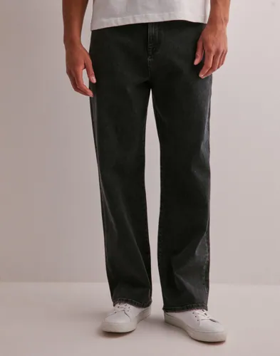 Que Sera Sera Luke Loose denim Loose fit jeans Svart Que Sera Sera Luke Loose denim Loose fit jeans Svart
