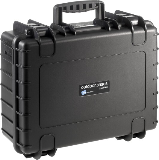 B&W International Type 5000 Flightcase med skuminnlegg for Samyang Xeen CF-objektiver B&W International Type 5000 Flightcase med skuminnlegg for Samyang Xeen CF-objektiver