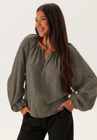 Object Collectors Item Objtrue L/S LO BLOUSE