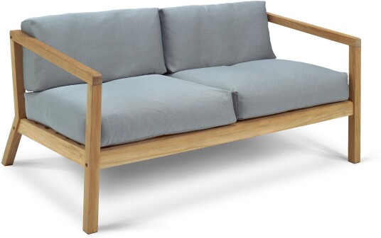 Fritz Hansen Virkelyst Sofa Teak Fossflakes Padding Outdoor Textile / Ash Utendørs Sofaer Says Who Fritz Hansen Virkelyst Sofa Teak Fossflakes Padding Outdoor Textile / Ash Utendørs Sofaer Says Who