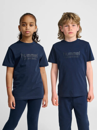 Hummel Hmljr Base T Shirt Short Sleeve Dress Blues 146/152 Hummel Hmljr Base T Shirt Short Sleeve Dress Blues 146/152