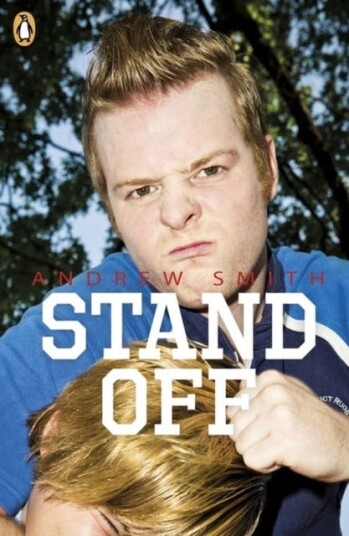 Stand-Off Av Andrew Smith