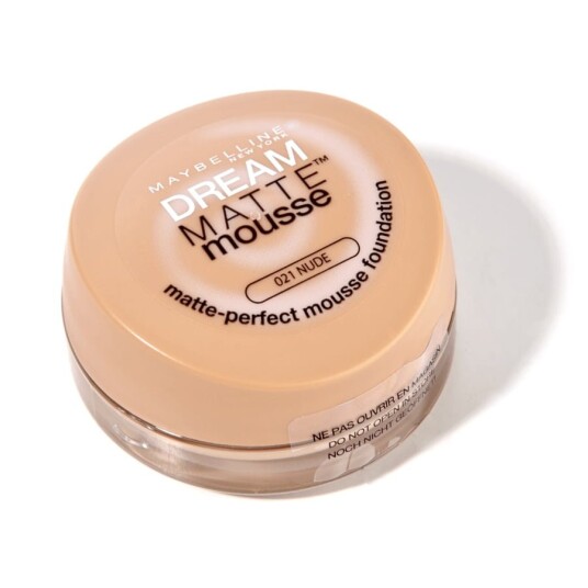 Maybelline Dream Matte Mousse Foundation 18ml 21 Nude Maybelline Dream Matte Mousse Foundation 18ml 21 Nude