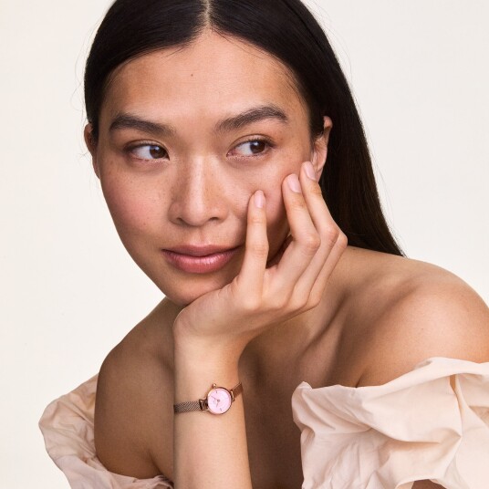 Daniel Wellington DW Watch Petite Mini Blush Melrose 19mm Rose Gold Daniel Wellington DW Watch Petite Mini Blush Melrose 19mm Rose Gold