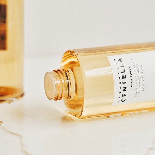 SKIN1004 Madagascar Centella Toning Toner 210 ml SKIN1004 Madagascar Centella Toning Toner 210 ml