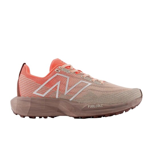 New Balance M Fuelcell Venym Urgent Red 44 New Balance M Fuelcell Venym Urgent Red 44