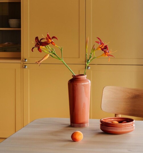 UND Legacy Vase Brick H25