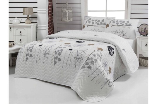 Eponj Home Sengeteppe Dobbelt 200x220+2 Putetrekk Quiltet Hvit/Grå/Svart/Brun Eponj Home Sengeteppe Dobbelt 200x220+2 Putetrekk Quiltet Hvit/Grå/Svart/Brun