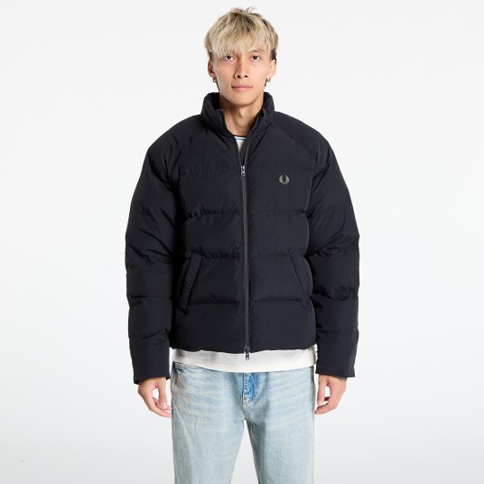 Fred Perry Raglan Sleeve Padded Jkt - Black - M