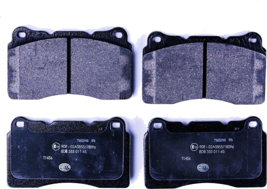 Bremseklosser sett HELLA 8DB 355 011 431