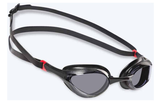 Watery Elite svømmebriller Murphy Active Svart Smoke linse Konkurranse / trening svømmebriller Watery Elite svømmebriller Murphy Active Svart Smoke linse Konkurranse / trening svømmebriller