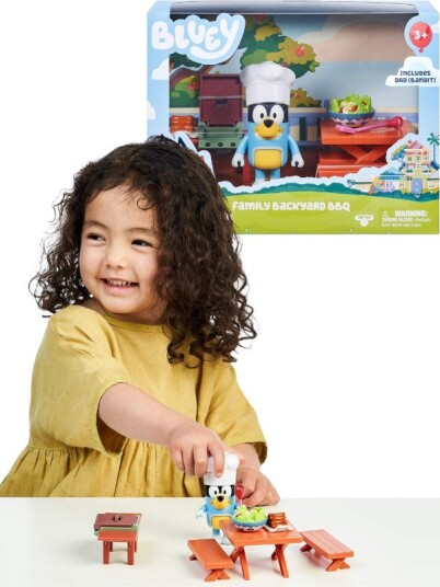 Bluey Grilling i Hagen Lekesett med Bandit Figur - Moose Toys Bluey Grilling i Hagen Lekesett med Bandit Figur - Moose Toys