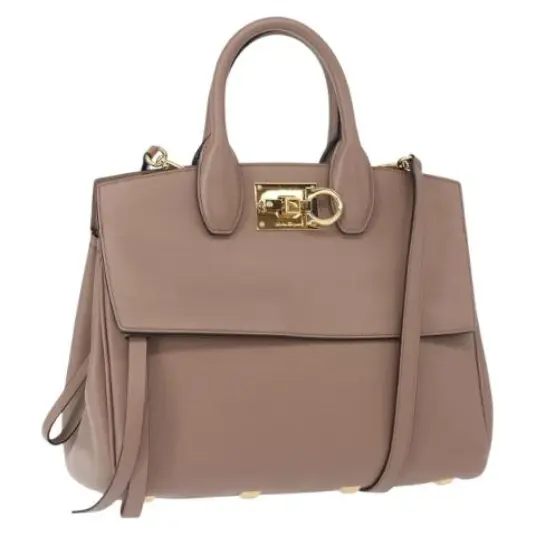 Salvatore Ferragamo Dame Beige
