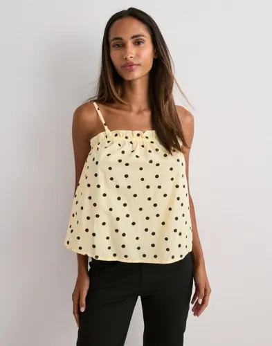 Pieces Gul Pcparker Strap Top Wvn Bc