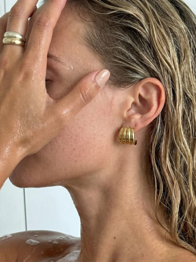 Who Is She Nova Earrings Gold Gull ONE SIZE