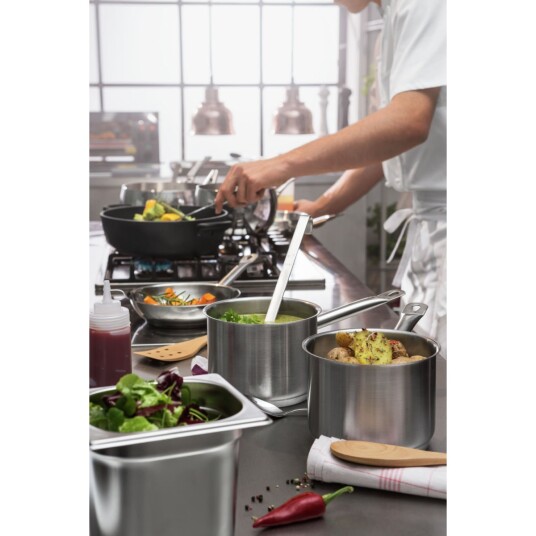 VEGA Kantine Premium GN 1/6; Størrelse GN 1/6, 3l, 17.6x16.2x20 cm (LxBxD); Sølvfarge