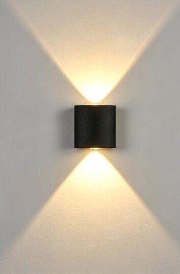 2W vegglampe IP65 sort opp/ned utendørs inkl. lyskilde Dimbar : Ikke dimbar Kulør : Nøytral 2W vegglampe IP65 sort opp/ned utendørs inkl. lyskilde Dimbar : Ikke dimbar Kulør : Nøytral