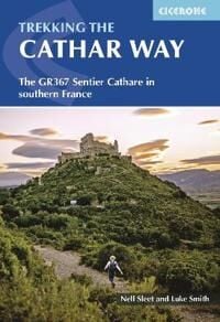 Trekking The Cathar Way Av Luke Smith, Nell Sleet