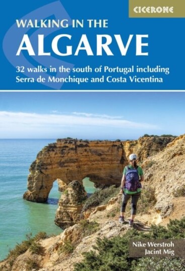Walking in the Algarve Walking in the Algarve