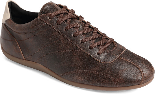 VAGABOND Hollie Brown 39 VAGABOND Hollie Brown 39