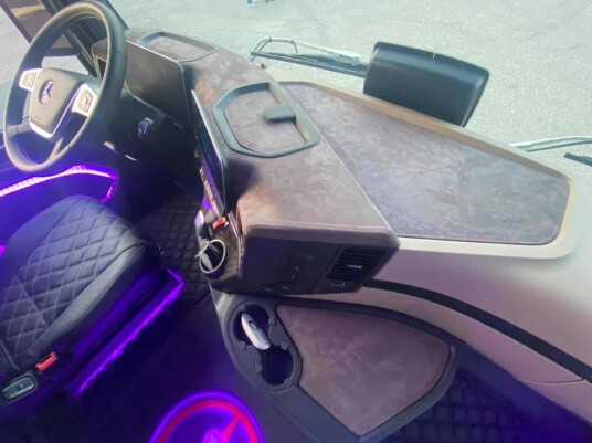 Dashbordmatte Mercedes Type dashbord matter: 4 slett matter