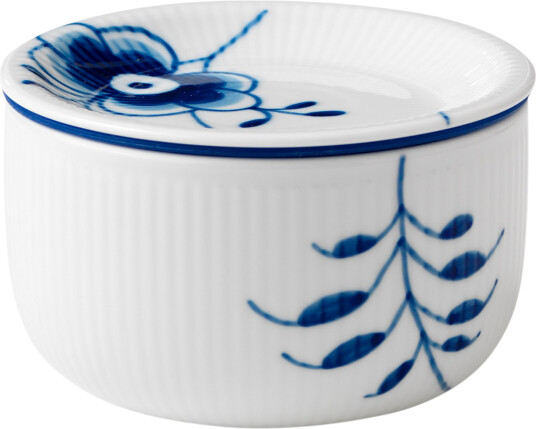 Royal Copenhagen Blue Fluted Mega oppbevaringsboks 33 cl Royal Copenhagen Blue Fluted Mega oppbevaringsboks 33 cl