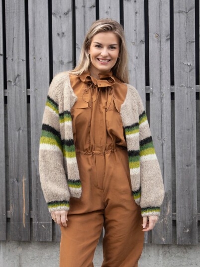 Bæstmor 01 12b Dandelion raglan jakke Bæstmor 01 12b Dandelion raglan jakke