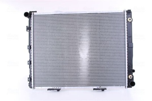 Radiator NISSENS 62762A
