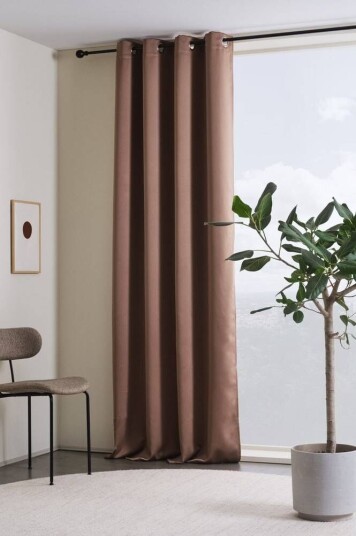 Jotex KYLIE gardin med maljer - 1 lengde Brun 1716681-05-220 1716681-05-250