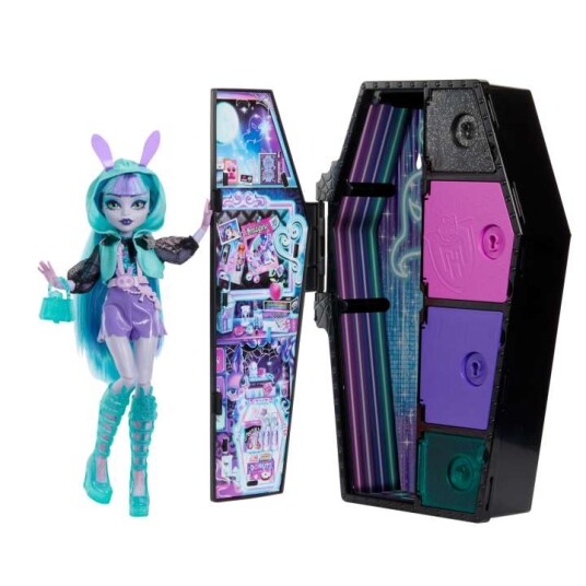 Monster High Skulltimates Secrets Series 3 Twyla HNF82