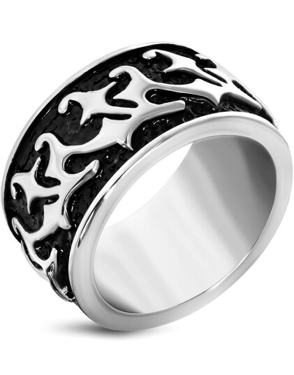Ring i Kirurgisk Stål med Tribal Mønstret Bånd Strl 51 x 16,24 mm
