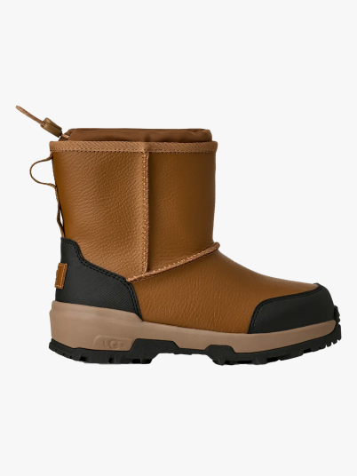 UGG K Adirondack Boot XXV Pull On Beige 31 UGG K Adirondack Boot XXV Pull On Beige 31