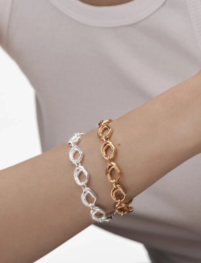 Kalevala Männyt Bracelet Chain Gold 18 x 18