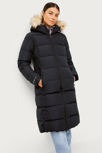 Áhkká Dunkåpe Down Coat Midi W Svart Áhkká Dunkåpe Down Coat Midi W Svart