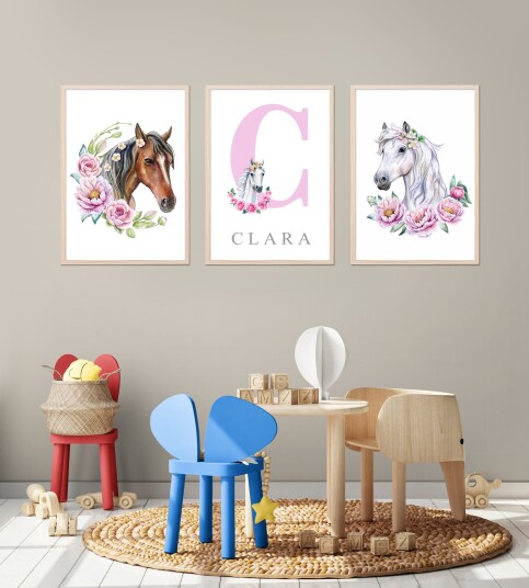 Plakater Hest med blomster / Personlig tilpasset / sett med 3 Plakater Hest med blomster / Personlig tilpasset / sett med 3