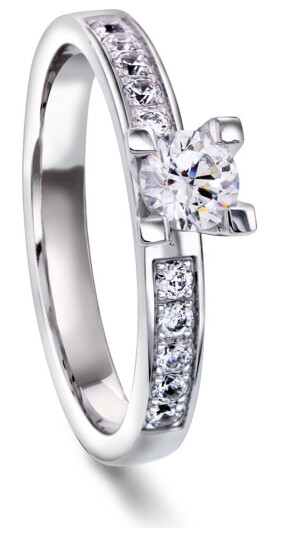 Moments by Pan Jewelry, Diamantring Admire i 585 hvitt gull 0,55 CT | 3 mm bredde