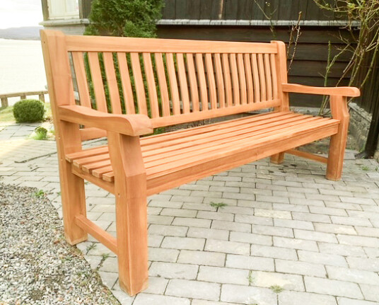 Hagebenk "Jackson" i teak 180 cm Hagebenk "Jackson" i teak 180 cm
