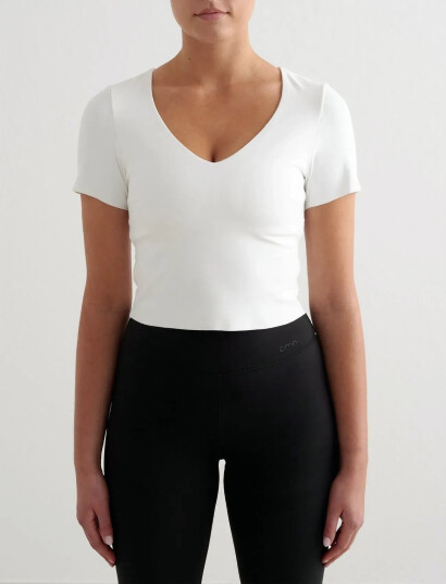 aim´n Sense Short Sleeve Bralette - White - M aim´n Sense Short Sleeve Bralette - White - M