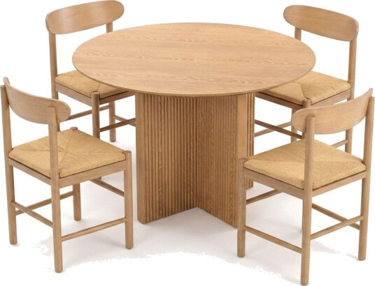 Edda spisegruppe rundt 110 cm eik med 4 Malte spisestoler  