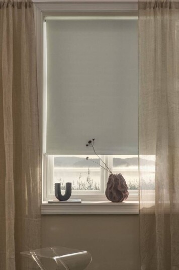 Jotex NOX rullegardin - høyde 210 cm Naturhvit 1694987-03-120 1694987-01-80