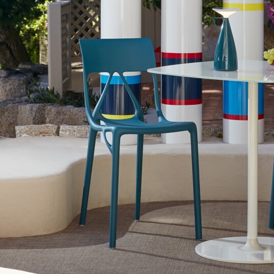 Kartell A.I. Lite stoler petrol høyde 80 cm sett med 2 stk. Terrasse 42 80 Blå