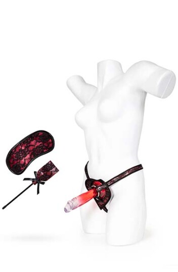 Luxury Strap-on Pleasure Kit 15,5 cm Luxury Strap-on Pleasure Kit 15,5 cm
