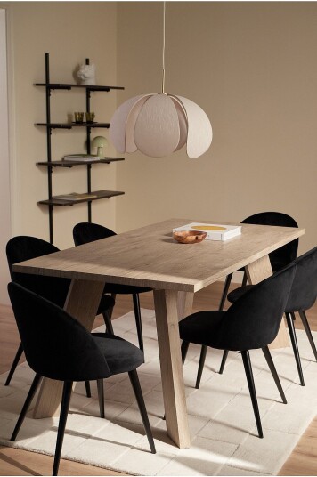 Ellos Home Country spisegruppe med 1 bord + 6 stoler Hvit Ellos Home Country spisegruppe med 1 bord + 6 stoler Hvit
